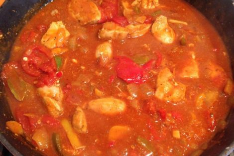 Slim R Us Easy Chicken Curry Recipe with vegetables