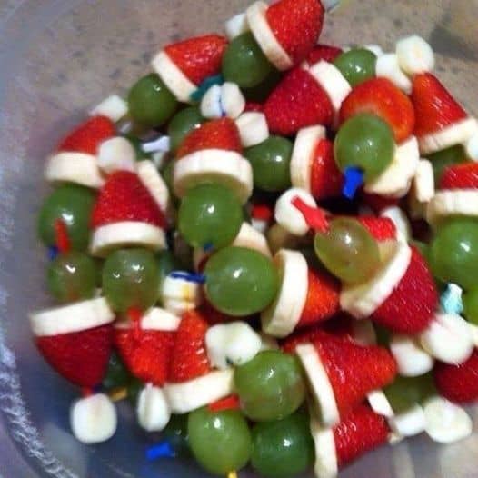 Christmas Santa Snacks and Grapes are healthy fun treats for all the family